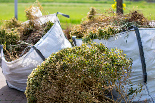 Commercial Cleanout Services in Marengo, IA